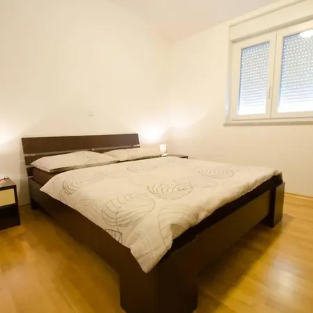 Apartman Borik Apartment *